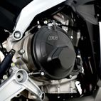 Protector tapa de embrague y respiradero de bomba de aceite R&amp;amp;G RACING Pro - motoscamaralweb.com