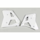 Plásticos laterales de radiador UFO Yamaha blanco YA02823-046 - motoscamaralweb.com