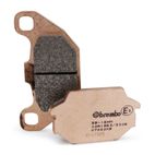 Pastillas de freno orgánicas Brembo 07022 - motoscamaralweb.com