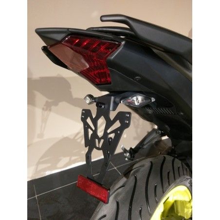 Portamatrículas Yamaha MT-03 negro V PARTS - motoscamaralweb.com