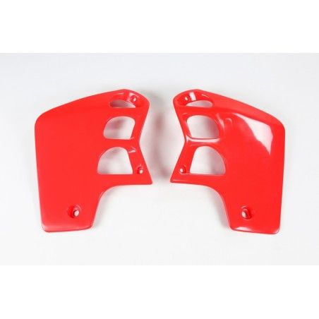 Plásticos laterales de radiador UFO Honda rojo HO02620-070 - motoscamaralweb.com