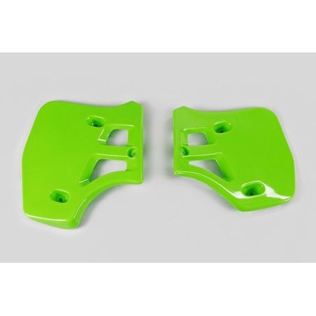 Plásticos laterales de radiador UFO Kawasaki verde KA02712-026 - motoscamaralweb.com