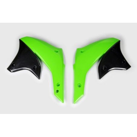 Plásticos laterales de radiador UFO Kawasaki verde KA03789-026 - motoscamaralweb.com