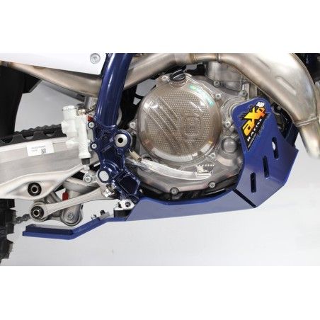 Cubrecárter AXP Xtrem con protección de bieleta de suspensión - HDPE ø8mm - motoscamaralweb.com