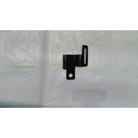 SOPORTE DELANTERO DERECHO GY9502TL- motoscamaralweb.com