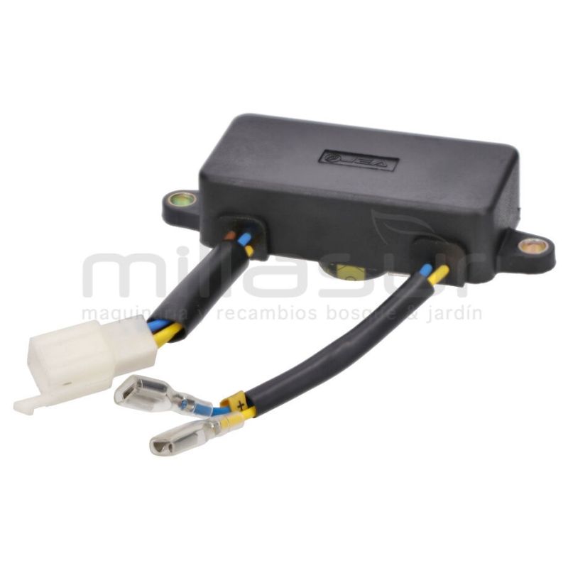 REGULADOR AVR CUADRADO VALE PARA GC3200 - motoscamaralweb.com