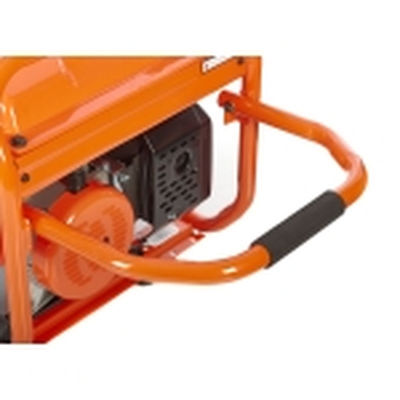 GENERADOR GASOLINA TRIFASICO 7000W / 8.75 KVA - 8.6A - motoscamaralweb.com
