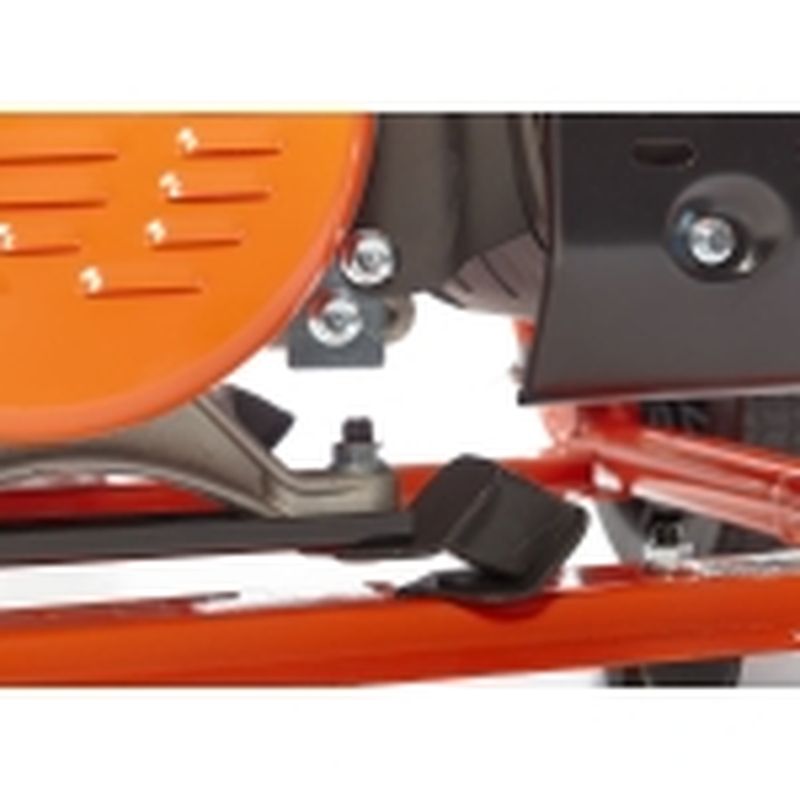 GENERADOR GASOLINA TRIFASICO 7000W / 8.75 KVA - 8.6A - motoscamaralweb.com