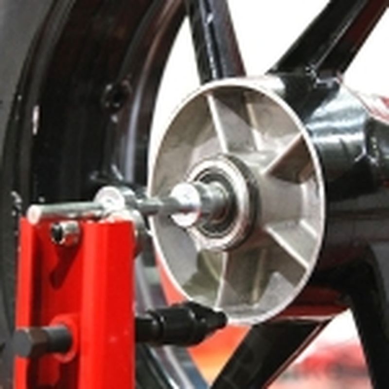 Equilibradora estática JMP para ruedas de moto | Motos Camaral