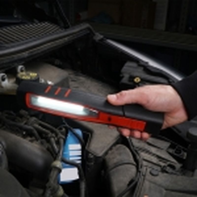Linterna LED JMP 1000LM Carga por Inducción | Motos Camaral