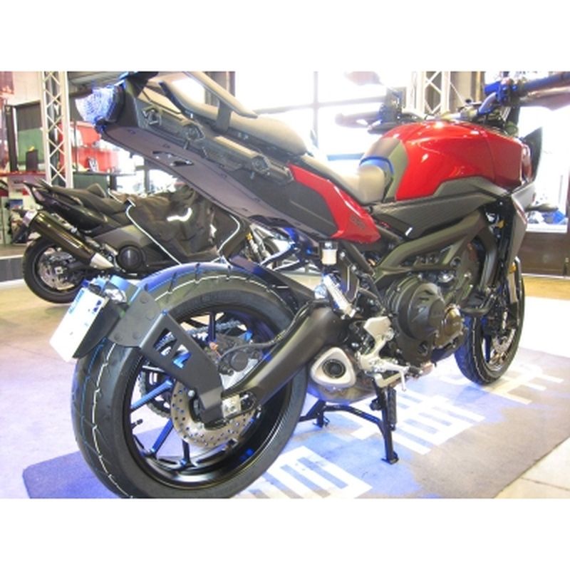 Portamatrículas a la rueda Yamaha MT-09 negro - motoscamaralweb.com