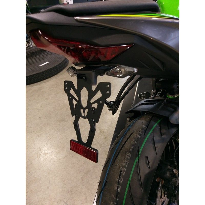 Portamatrículas Kawasaki ZX-6R negro V PARTS - motoscamaralweb.com
