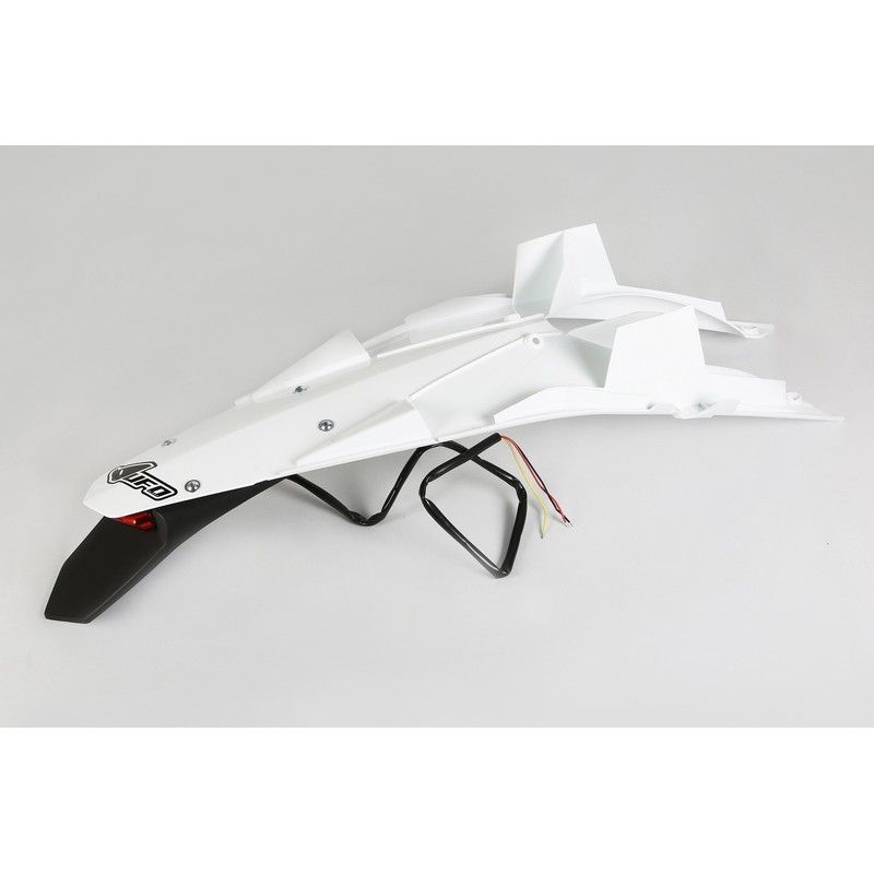 Guardabarros trasero con piloto LED UFO Husqvarna blanco HU03344-041 - motoscamaralweb.com