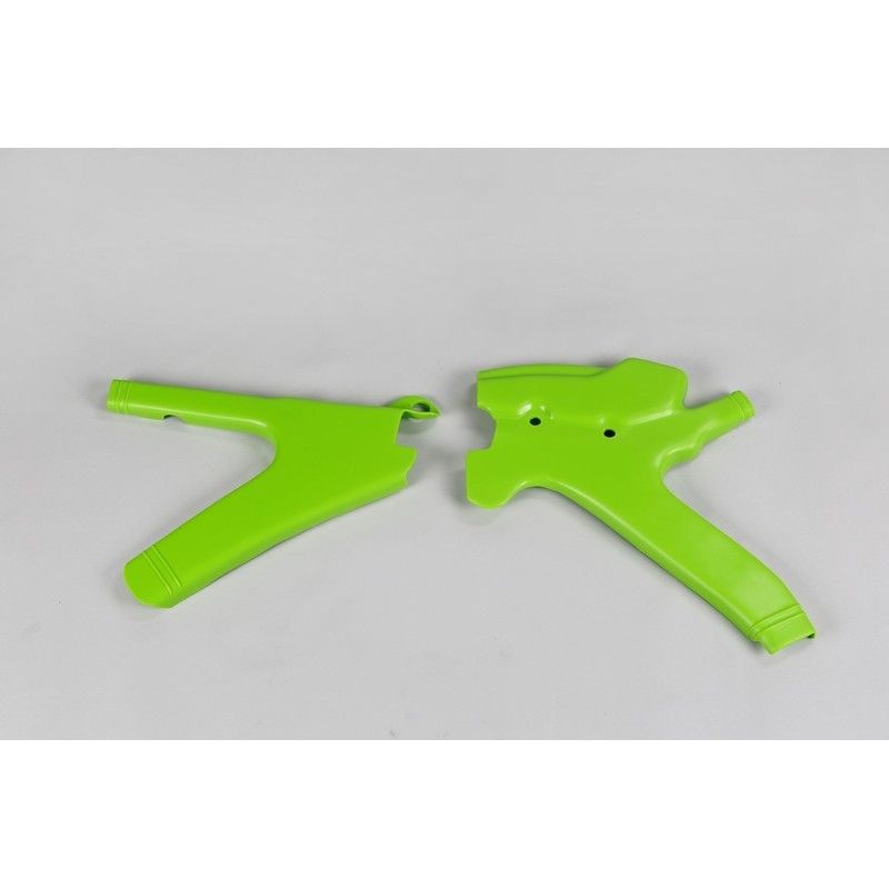 Protector de chasis UFO Kawasaki verde KA02753-026 - motoscamaralweb.com