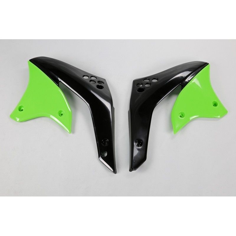 Plásticos laterales de radiador UFO Kawasaki verde KA03770-026 - motoscamaralweb.com