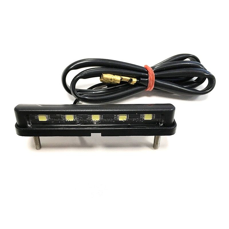Luz de matricula LED V Parts Universal 12V0.5W 68.5x15mm - motoscamaralweb.com