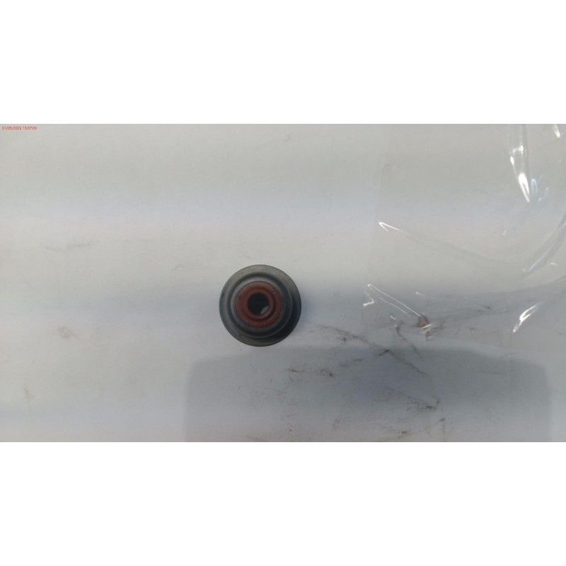 ASIENTO RETEN VALVULA ADMISION DLM5301- motoscamaralweb.com