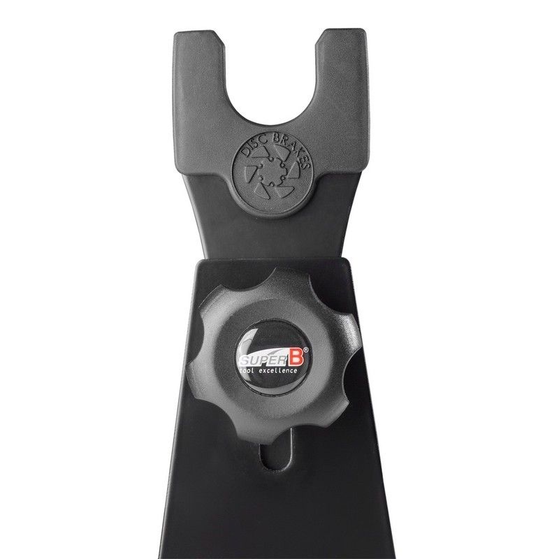 Expositor bicicleta Ajustable Super B. Sujeción lateral al eje trasero - motoscamaralweb.com