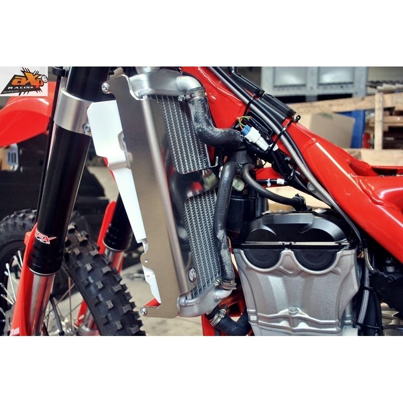 Protectores de radiador aluminio rojo AXP Beta AX1357 - motoscamaralweb.com